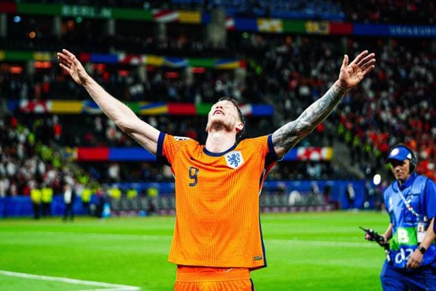 Wout Weghörst Netherlands, 09 cheers after victory end of match GER, Netherlands vs Turkey, European Football Championship, UEFA Euro 2024, quarter-final, 06 07 2024 GER, Netherlands vs Turkey, European Football Championship, UEFA Euro 2024, quarter-final, 06 07 2024 Berlin Copyright: xEibner-Pressefoto MarcelxvonxFehrnx EP_MFN