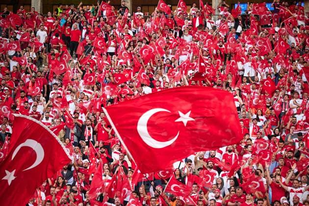 Fans Turkey, GER, UEFA Euro 2024, Football men, UEFA EM 2024, Quarter finals, Quarter finals, Netherlands vs Turkey, Netherlands vs Tuerkiye, 06 07 2024 GER, UEFA Euro 2024, Football men, UEFA EM 2024, Quarter finals, Quarter finals, Netherlands vs Turkey, Netherlands vs Tuerkiye, 06 07 2024 Berlin Copyright: xEibner-Pressefotox xClaudiusxRauchx EP_CRH