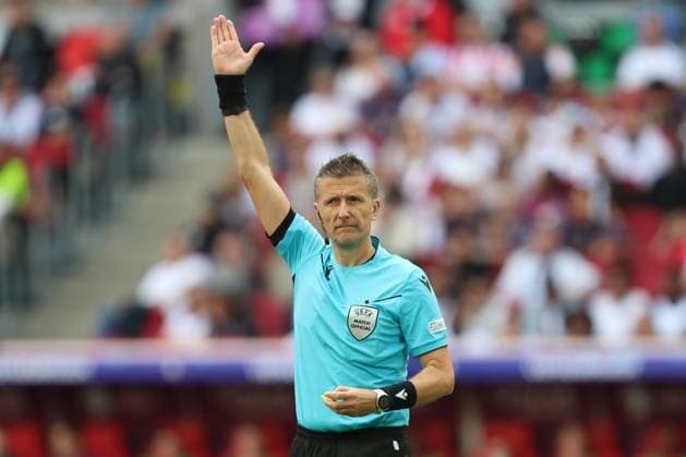 Referee Daniele Orsato gestures, UEFA EURO 2024 Quarter final, England vs Switzerland, Arena Dusseldorf on July 06, 2024 in Dusseldorf, Germany Photo by Oliver Kaelke DeFodi Images Referee Daniele Orsato gestures, UEFA EURO 2024 Quarter final, England vs Switzerland, Arena Dusseldorf on July 6, 2024 in Dusseldorf, Germany Photo by Oliver Kaelke DeFodi Images Defodi 678 2024 07 06 OK ENGSUI 1784 Defodi-678