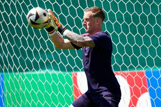 Jordan Pickford of England England Training, UEFA European Championship, EM, Europameisterschaft 2024, Semi Final, Football, Spa & Golf Resort Weimarer Land, Blankenhain, Germany, 09 Jul 2024 EDITORIAL USE ONLY No use with unauthorised audio, video, data, fixture lists, club league logos or live services. Online in-match use limited to 120 images, no video emulation. No use in betting, games or single club league player publications. Copyright: xDavexShopland Shutterstockx 14576868d