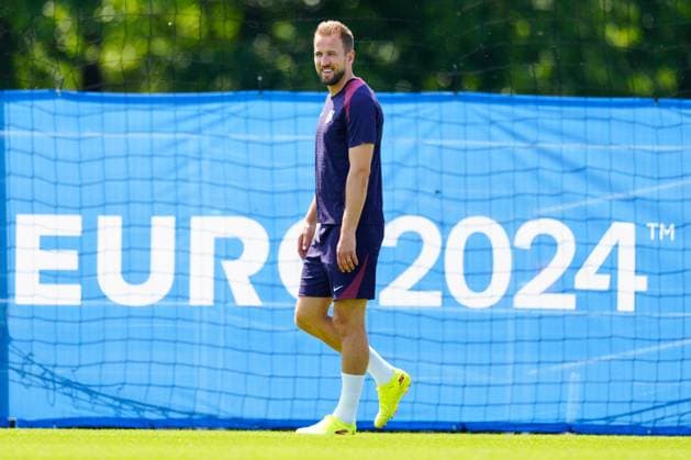 Harry Kane of England England Training, UEFA European Championship, EM, Europameisterschaft 2024, Semi Final, Football, Spa & Golf Resort Weimarer Land, Blankenhain, Germany, 09 Jul 2024 EDITORIAL USE ONLY No use with unauthorised audio, video, data, fixture lists, club league logos or live services. Online in-match use limited to 120 images, no video emulation. No use in betting, games or single club league player publications. Copyright: xDavexShopland Shutterstockx 14576868r