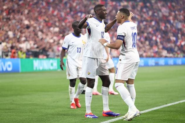 Randal Kolo Muani of France celebrates their goal to make it 1-0 to France Spain v France, UEFA European Championship, EM, Europameisterschaft 2024, Semi Final, Football, Munich Football Arena, Munich, Germany - 09 Jul 2024 EDITORIAL USE ONLY No use with unauthorised audio, video, data, fixture lists, club league logos or live services. Online in-match use limited to 120 images, no video emulation. No use in betting, games or single club league player publications. Copyright: xMichaelxZemanek Shutterstockx 14576887as