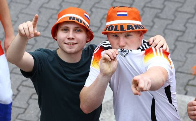 The Netherlands fan march from the city centre arrives near the stadium ahead of kick off Netherlands v England, UEFA European Championship, EM, Europameisterschaft 2024, Semi Final, Football, BVB Stadion, Dortmund, Germany, 10 Jul 2024 EDITORIAL USE ONLY No use with unauthorised audio, video, data, fixture lists, club league logos or live services. Online in-match use limited to 120 images, no video emulation. No use in betting, games or single club league player publications. Copyright: xKieranxMcManus Shutterstockx 14576895c