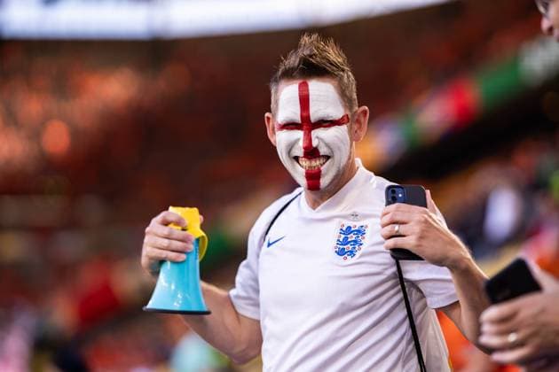 GER, Euro 2024, semi-final semifinal, Netherlands NLD England ENG 10 07 2024, Signal Iduna Park, Dortmund, GER, Euro 2024, semi-final semifinal, Netherlands NLD England ENG In the picture, made-up fan of England GBR with a flag on his face nordphotoxGmbHxx xChristianxSchulze nph000300