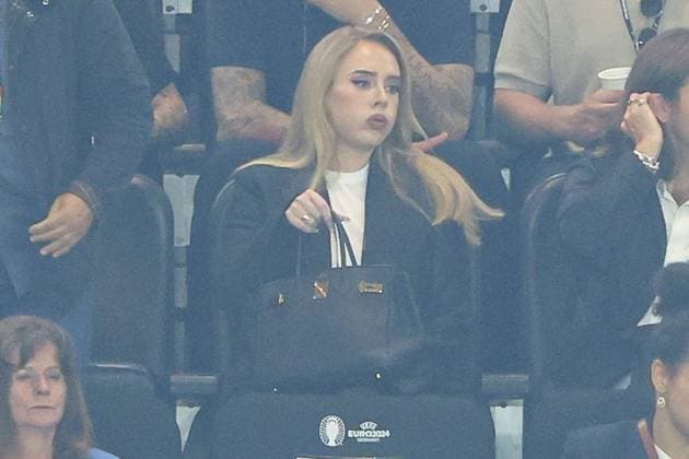 Adele watches from the stands Netherlands v England, UEFA European Championship, EM, Europameisterschaft 2024, Semi Final, Football, BVB Stadion, Dortmund, Germany, 10 Jul 2024 EDITORIAL USE ONLY No use with unauthorised audio, video, data, fixture lists, club league logos or live services. Online in-match use limited to 120 images, no video emulation. No use in betting, games or single club league player publications. Copyright: xKieranxMcManus Shutterstockx 14576895bt