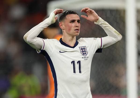 10 07 2024, European Football Championship, UEFA EURO 2024, Netherlands England, semi-final, BVB Stadion Dortmund, v l , Philip Foden England disappointed, disappointed looking, dissapointed, sad, frustrated, frustrated, frustrated Copyright: HMBxMedia