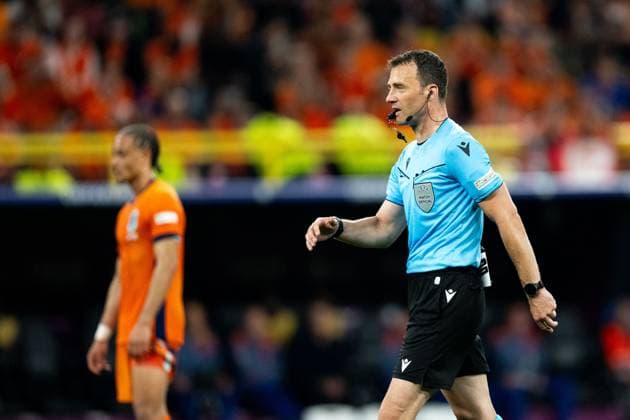 Referee Felix Zwayer Germany , GER, Netherlands NED vs England ENG , European Football Championship, UEFA EURO 2024, Semifinal, 10 07 2024 GER, Netherlands NED vs England ENG , European Football Championship, UEFA EURO 2024, Semifinal, 10 07 2024 Dortmund Copyright: xEibner-Pressefoto Memmlerx EP_MMR
