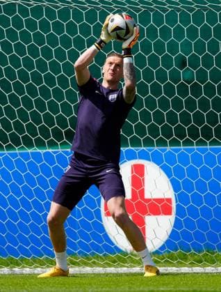 Jordan Pickford of England England Training, UEFA European Championship, EM, Europameisterschaft 2024, Final, Football, Spa & Golf Resort Weimarer Land, Blankenhain, Germany, 13 Jul 2024 EDITORIAL USE ONLY No use with unauthorised audio, video, data, fixture lists, club league logos or live services. Online in-match use limited to 120 images, no video emulation. No use in betting, games or single club league player publications. Copyright: xDavexShopland Shutterstockx 14583292g