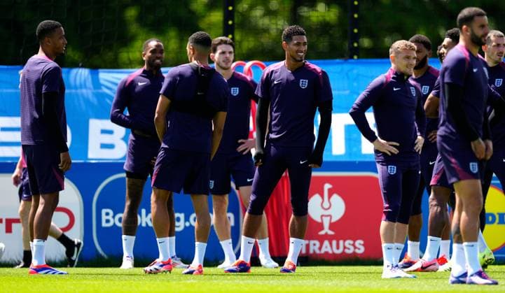 Jude Bellingham of England smiles England Training, UEFA European Championship, EM, Europameisterschaft 2024, Final, Football, Spa & Golf Resort Weimarer Land, Blankenhain, Germany, 13 Jul 2024 EDITORIAL USE ONLY No use with unauthorised audio, video, data, fixture lists, club league logos or live services. Online in-match use limited to 120 images, no video emulation. No use in betting, games or single club league player publications. Copyright: xDavexShopland Shutterstockx 14583292ad