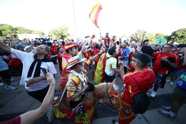 14 07 2024, xtgx, Football EM 2024 Final, Spain England emspor, v l emotions, fans, atmosphere, flags, logo, Spain, spectators, jerseys UEFA REGULATIONS PROHIBIT ANY USE OF PHOTOGRAPHS as IMAGE SEQUENCES and or QUASI VIDEO Berlin