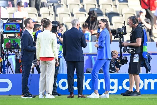 Football, men, season 2023 24, UEFA Euro EM 2024, final in Berlin, Spain England, from l Sportschau presenter Alexander Bommes, Sportschau expert Almuth Schult, Sportschau expert Bastian Schweinsteiger and Sportschau presenter Esther Sedlaczek , 14 07 2024, Copyright: xSebastianxRäppold MatthiasxKochx