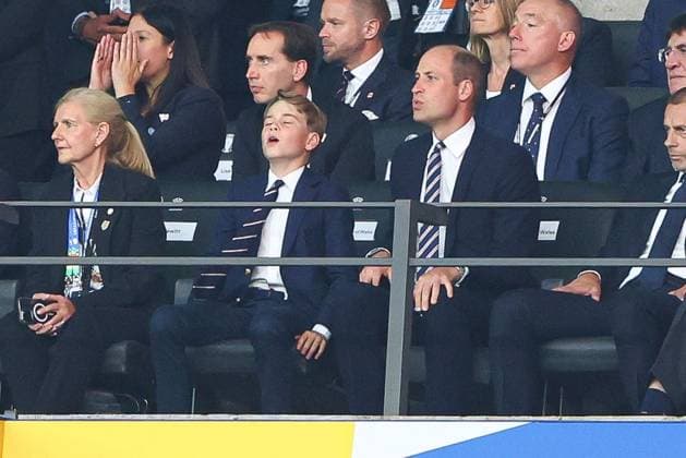 Prince George, Prince of Wales (L) and Prince William, Prince of Wales and The FA President (R) show a look of dejection Spain v England, UEFA European Championship, EM, Europameisterschaft 2024, Final, Football, Olympiastadion, Berlin, Germany, 14 Jul 2024 EDITORIAL USE ONLY No use with unauthorised audio, video, data, fixture lists, club league logos or live services. Online in-match use limited to 120 images, no video emulation. No use in betting, games or single club league player publications. Copyright: xKieranxMcManus Shutterstockx 14583341bq