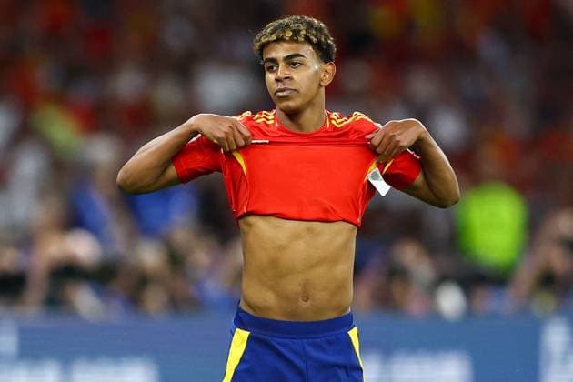 Lamine Yamal of Spain shows a look of dejection Spain v England, UEFA European Championship, EM, Europameisterschaft 2024, Final, Football, Olympiastadion, Berlin, Germany, 14 Jul 2024 EDITORIAL USE ONLY No use with unauthorised audio, video, data, fixture lists, club league logos or live services. Online in-match use limited to 120 images, no video emulation. No use in betting, games or single club league player publications. Copyright: xKieranxMcManus Shutterstockx 14583341cg