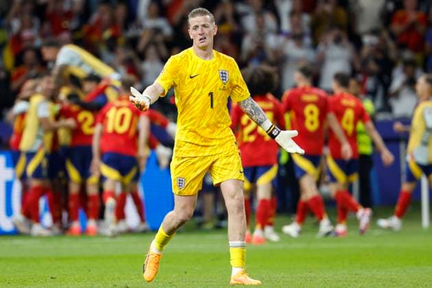 GER, Berlin, Football, Spain vs England, Final, Olympiastadion Berlin, UEFA EURO 2024, Jordan Pickford England , sad, depressed, angry after the goal, Mikel Oyarzabal Spain scores the goal to make it 2 1, 14 07 2024, Copyright: HMBxMedia HeikoxBecker