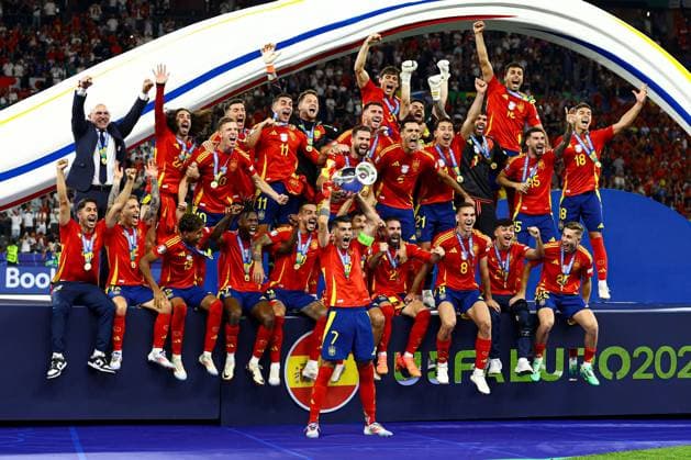 Ãlvaro Morata of Spain lifts the 2024 UEFA European Football Championship trophy Spain v England, UEFA European Championship, EM, Europameisterschaft 2024, Final, Football, Olympiastadion, Berlin, Germany, 14 Jul 2024 EDITORIAL USE ONLY No use with unauthorised audio, video, data, fixture lists, club league logos or live services. Online in-match use limited to 120 images, no video emulation. No use in betting, games or single club league player publications. Copyright: xKieranxMcManus Shutterstockx 14583341eu