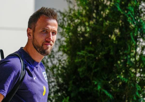 Harry Kane of England leaves team hotel England Departing Base, UEFA European Championship, EM, Europameisterschaft 2024, Football, Berlin, Germany, 15 Jul 2024 EDITORIAL USE ONLY No use with unauthorised audio, video, data, fixture lists, club league logos or live services. Online in-match use limited to 120 images, no video emulation. No use in betting, games or single club league player publications. Copyright: xDavexShopland Shutterstockx 14587197s