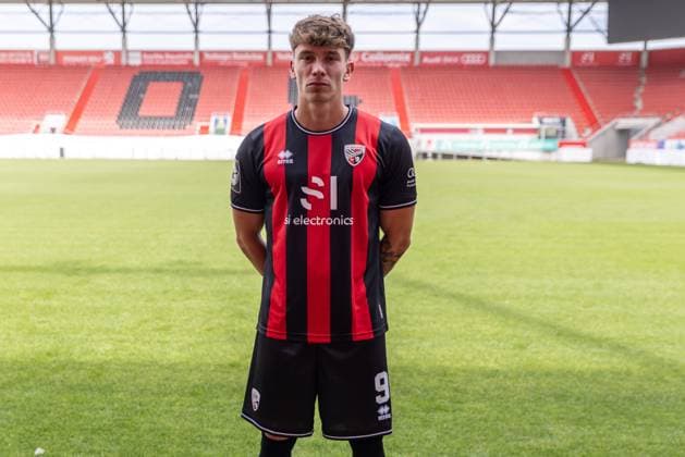 Tim Heike 9, FCI FC Ingolstadt 04 3 Liga, portrait appointment 2024 2025, FC Ingolstadt 04 season 2024 2025 photoshoot, headshot, portrait, introduction, presentation, press appointment, soccer, GER