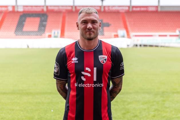 Max Dittgen 10, FCI FC Ingolstadt 04 3 Liga, portrait appointment 2024 2025, FC Ingolstadt 04 season 2024 2025 photoshoot, headshot, portrait, introduction, presentation, press appointment, soccer, GER