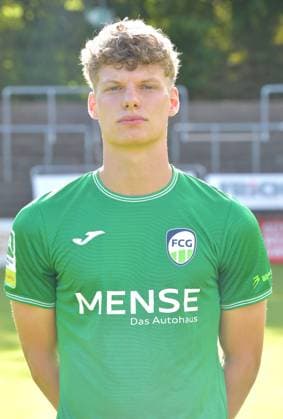 27 07 2024, GER, Football, Regionalliga West, Season 2024 2025, Ohlendorfstadion im Heidewald, Gütersloh FC Gütersloh Photo session 2024 2025 Henri Bollmann FC Gütersloh , Action, Single image, High, Portrait