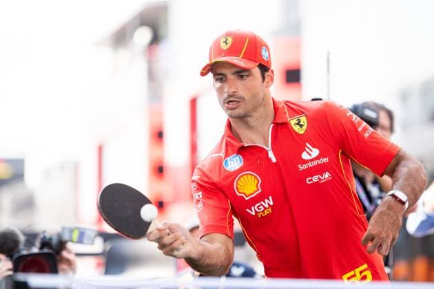 Carlos Sainz Scuderia Ferrari HP, Spain, 55 at table tennis, HUN, Formula 1 World Championship, Hungarian Grand Prix, Hungaroring, Media Day, 18 07 2024 HUN, Formula 1 World Championship, Hungarian Grand Prix, Hungaroring, Media Day, 18 07 2024 Mogyorod Copyright: xEibner-Pressefoto Memmlerx EP_MMR