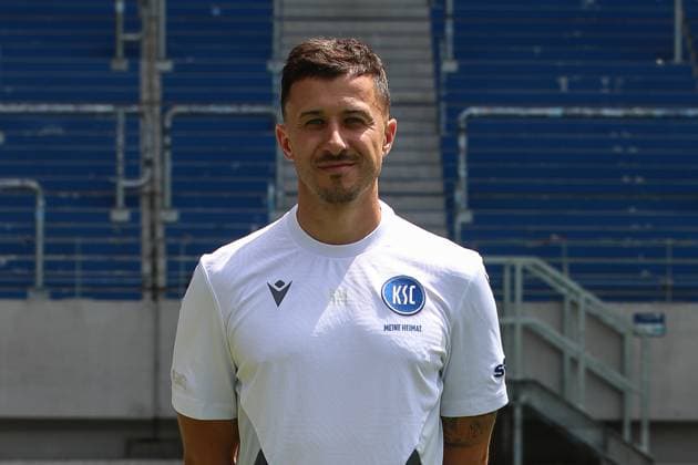 Sirus Motekallemi Karlsruher SC Co Coach GER, Karlsruher SC, Football, 2 Bundesliga, portrait appointment 2024 2025, 18 07 2024 GER, Karlsruher SC, Football, 2 Bundesliga, portrait appointment 2024 2025, 18 07 2024 Karlsruhe Copyright: xEibner-Pressefoto JanxPrihodax EP_JPA