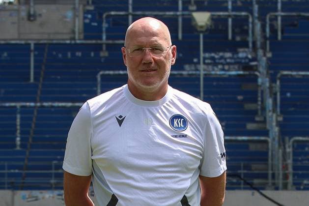 Burkhard Reich Karlsruher SC team manager GER, Karlsruher SC, football, 2 Bundesliga, portrait date 2024 2025, 18 07 2024 GER, Karlsruher SC, football, 2 Bundesliga, portrait date 2024 2025, 18 07 2024 Karlsruhe Copyright: xEibner-Pressefoto JanxPrihodax EP_JPA
