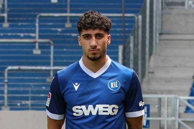 Efe Kaan Sihlaroglu Karlsruher SC 39 GER, Karlsruher SC, Football, 2 Bundesliga, portrait date 2024 2025, 18 07 2024 GER, Karlsruher SC, Football, 2 Bundesliga, portrait date 2024 2025, 18 07 2024 Karlsruhe Copyright: xEibner-Pressefoto JanxPrihodax EP_JPA