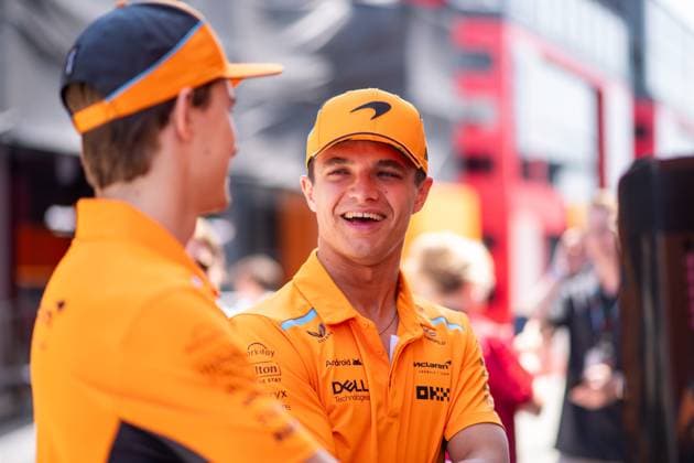 Lando Norris McLaren Formula 1 Team, Great Britain, 04 , before Oscar Piastri McLaren Formula 1 Team, Australia, 81 , HUN, Formula 1 World Championship, Hungarian Grand Prix, Hungaroring, arrival of the drivers, 19 07 2024 HUN, Formula 1 World Championship, Hungarian Grand Prix, Hungaroring, arrival of the drivers, 19 07 2024 Mogyorod Copyright: xEibner-Pressefoto Memmlerx EP_MMR