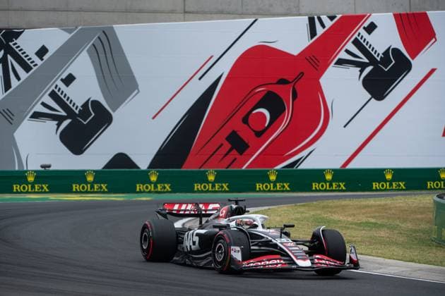 Kevin Magnussen MoneyGram Haas F1 Team, Denmark, 20 in Haas VF 24 in front of the painting of a red Formula 1 car and Rolex branding, HUN, Formula 1 World Championship, Hungarian Grand Prix, Hungaroring, Free Practice, 20 07 2024 HUN, Formula 1 World Championship, Hungarian Grand Prix, Hungaroring, Free Practice, 20 07 2024 Mogyorod Copyright: xEibner-Pressefoto Memmlerx EP_MMR