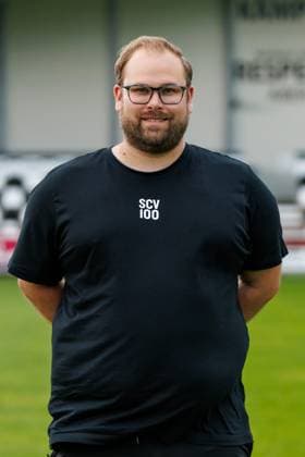 Team manager Mirko Leesemann SC Verl 3 Liga, Porträttermin 2024 2025 GER, Portraettermin SC Verl, Fussball, 3 Liga, Spielzeit 2024 2025, 21 07 2024 DFL Regulations prohibit any use of photographers as image sequences and or quasi video GER, Portraettermin SC Verl, Fussball, 3 Liga, Spielzeit 2024 2025, 21 07 2024 Verl Copyright: xJanxStrohdiekx JSK