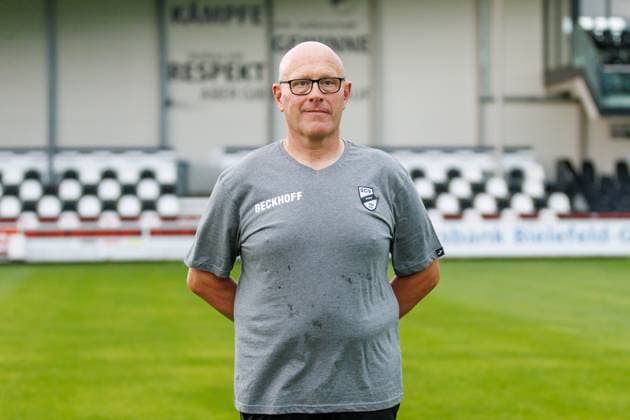 Supervisor Markus Schmand SC Verl 3 Liga, Porträttermin 2024 2025 GER, Portraettermin SC Verl, Fussball, 3 Liga, Spielzeit 2024 2025, 21 07 2024 DFL Regulations prohibit any use of photographers as image sequences and or quasi video GER, Portraettermin SC Verl, Fussball, 3 Liga, Spielzeit 2024 2025, 21 07 2024 Verl Copyright: xJanxStrohdiekx JSK