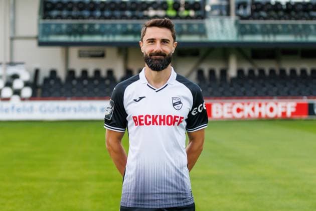 Daniel Mikic SC Verl 3 Liga, Portraettermin 2024 2025 GER, Portraettermin SC Verl, Fussball, 3 Liga, Spielzeit 2024 2025, 21 07 2024 DFL Regulations prohibit any use of photographers as image sequences and or quasi video GER, Portraettermin SC Verl, Fussball, 3 Liga, Spielzeit 2024 2025, 21 07 2024 Verl Copyright: xJanxStrohdiekx JSK