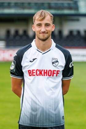 Michel Julius Stoecker SC Verl 3 Liga, Porträttermin 2024 2025 GER, Portraettermin SC Verl, Fussball, 3 Liga, Spielzeit 2024 2025, 21 07 2024 DFL Regulations prohibit any use of photographers as image sequences and or quasi video GER, Portraettermin SC Verl, Fussball, 3 Liga, Spielzeit 2024 2025, 21 07 2024 Verl Copyright: xJanxStrohdiekx JSK