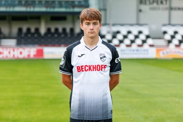 Ilya Polyakov SC Verl 3 Liga, Porträttermin 2024 2025 GER, Portraettermin SC Verl, Fussball, 3 Liga, Spielzeit 2024 2025, 21 07 2024 DFL Regulations prohibit any use of photographers as image sequences and or quasi video GER, Portraettermin SC Verl, Fussball, 3 Liga, Spielzeit 2024 2025, 21 07 2024 Verl Copyright: xJanxStrohdiekx JSK