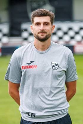 Co Trainer Zlatko Muhovic SC Verl 3 Liga, Porträttermin 2024 2025 GER, Portraettermin SC Verl, Fussball, 3 Liga, Spielzeit 2024 2025, 21 07 2024 DFL Regulations prohibit any use of photographers as image sequences and or quasi video GER, Portraettermin SC Verl, Fussball, 3 Liga, Spielzeit 2024 2025, 21 07 2024 Verl Copyright: xJanxStrohdiekx JSK