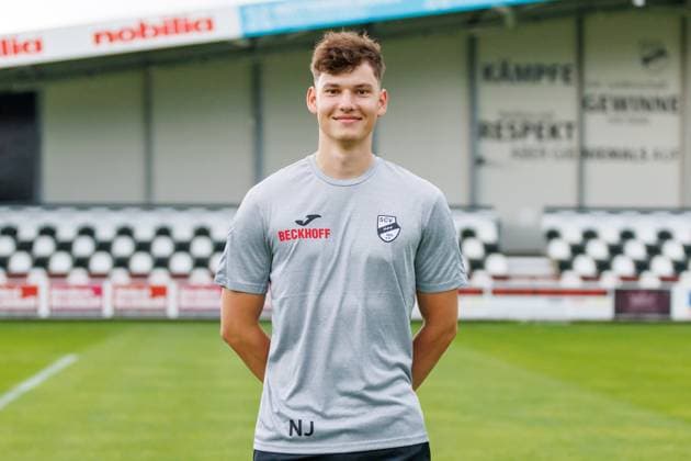 Match analyst Nick Just SC Verl 3 Liga, Portraettermin 2024 2025 GER, Portraettermin SC Verl, Fussball, 3 Liga, Spielzeit 2024 2025, 21 07 2024 DFL Regulations prohibit any use of photographers as image sequences and or quasi video GER, Portraettermin SC Verl, Fussball, 3 Liga, Spielzeit 2024 2025, 21 07 2024 Verl Copyright: xJanxStrohdiekx JSK