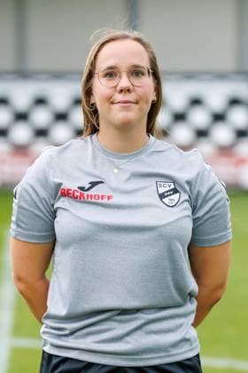 Physiotherapist Mia Bittner SC Verl 3 Liga, Porträttermin 2024 2025 GER, Portraettermin SC Verl, Fussball, 3 Liga, Spielzeit 2024 2025, 21 07 2024 DFL Regulations prohibit any use of photographers as image sequences and or quasi video GER, Portraettermin SC Verl, Fussball, 3 Liga, Spielzeit 2024 2025, 21 07 2024 Verl Copyright: xEibner-Pressefotox xJanxStrohdiekx EP_JSK