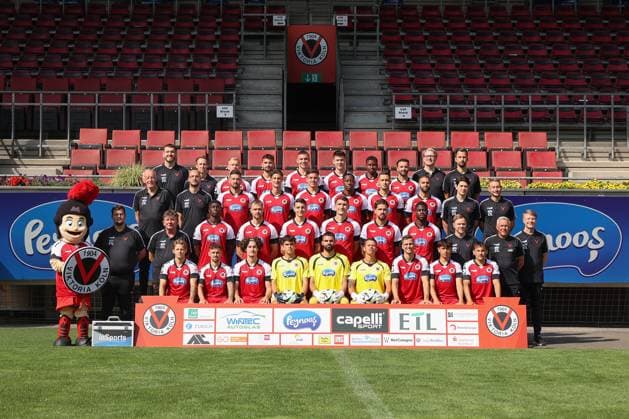 FC Viktoria Köln 3 Liga, portrait date 2024 2025, team photo, top from left Frank Schroedter physiotherapist , Tim Kruse physiotherapist , Bryan Henning , Thomas Idel , Niklas May , Benjamin Hemcke , Sidny Lopes Cabral , Albion Vrenezi , Prof Dr med Marc Horlitz team doctor internist , Florian Braband Athletic Trainer , 2nd row from left Thomas Gürtler Equipment Manager , Dr med univ Max Wittenberg Team Doctor , Patrick Koronkiewicz , Jonah Sticker, Said El Mala, Enrique Lofolomo, Kevin Pytlik, Serhat Semih Güler, Nondas Balas Videoanalyst , Patrick Loch rehab trainer , 3rd row from left mascot Viktor, Hagen Papst team manager , Dieter Schick equipment manager , Zoumana Keita , Lars Dietz , Malek El Mala , Christoph Greger , Lex Tyger Lobinger , Kwabe Schulz , Marian Wilhelm co-trainer , Olaf Janßen head coach , Dr. Eduard Gorr sports cardiologist , bottom from left Robin Velasco , Simon Handle , Donny Bogicevic , Oskar Hill , Eduardo dos Santos Haesler Dudu , Kevin Rauhut , Moritz Fritz , Luca de Meester , Florian Engelhardt team photo, team photo, team, group photo North Rhine-Westphalia Germany
