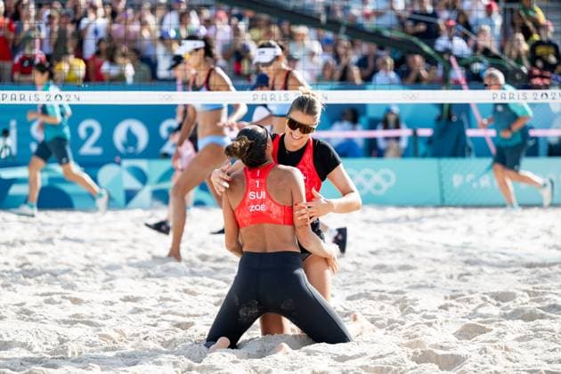 VERGE DEPRE Zoe, BOEBNER Esmee Switzerland vs XUE Chen, XIA Xinyi Peoples Republic of China , in the picture VERGE DEPRE Zoe, BOEBNER Esmee Switzerland cheer about the victory, FRA, Olympic Games Paris 2024, Beach Volleyball, Womens Round of 16, 04 08 2024 FRA, Olympic Games Paris 2024, Beach Volleyball, Womens Round of 16, 04 08 2024 Paris Copyright: xEibner-Pressefoto Memmlerx EP_MMR