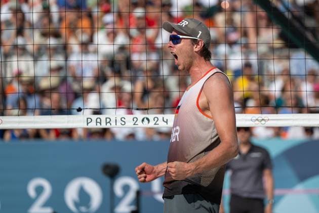 EHLERS Nils, WICKLER Clemens Germany vs BOERMANS Stefan, de GROOT Yorick Netherlands , pictured EHLERS Nils celebrating, FRA, Olympic Games Paris 2024, beach volleyball, mens quarter-finals, 06 08 2024 FRA, Olympic Games Paris 2024, beach volleyball, mens quarter-finals, 06 08 2024 Paris Copyright: xEibner-Pressefoto Memmlerx EP_MMR
