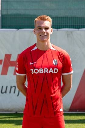 Philipp Lienhart SC Freiburg, 03 GER, SC Freiburg, 1 BL, portrait date 2024 2025, 08 08 2024, GER, SC Freiburg, 1 BL, portrait date 2024 2025, 08 08 2024 Freiburg Copyright: xEibner-Pressefoto WolfgangxFrankx EP_WFK