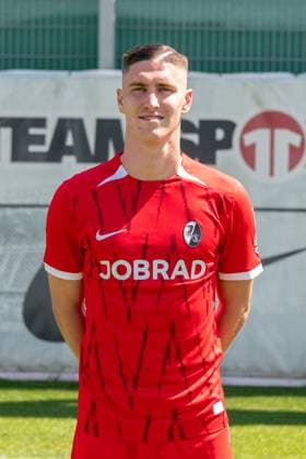 Roland Sallai SC Freiburg, 22 GER, SC Freiburg, 1 BL, portrait date 2024 2025, 08 08 2024, GER, SC Freiburg, 1 BL, portrait date 2024 2025, 08 08 2024 Freiburg Copyright: xEibner-Pressefoto WolfgangxFrankx EP_WFK