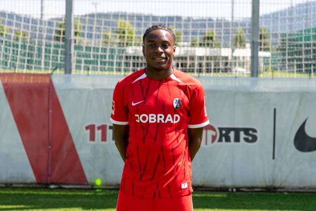 Bruno Ogbus SC Freiburg, 43 GER, SC Freiburg, 1 BL, portrait date 2024 2025, 08 08 2024, GER, SC Freiburg, 1 BL, portrait date 2024 2025, 08 08 2024 Freiburg Copyright: xEibner-Pressefoto WolfgangxFrankx EP_WFK