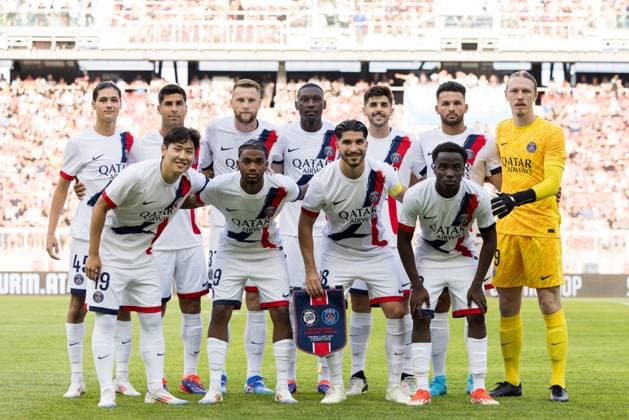 07 08 2024, Wörthersee Arena, Klagenfurt, AUT, Test match, SK Sturm Graz vs Paris Saint Germain, in the picture starting line-up PSG team photo with Safonov, Zague, Skriniar, El Hannach, Beraldo, Lee, Soler, Asensio, Mbaye, Kolo Muani, Ramos starting line-up PSG team photo with Safonov, Zague, Skriniar, El Hannach, Beraldo, Lee, Soler, Asensio, Mbaye, Kolo Muani, Ramos during a International Friendly Football match between SK Sturm Graz and Paris Saint Germain at the Wörthersee Arena in Klagenfurt, Austria on 2024 08 07 Expa Klagenfurt EP_gro
