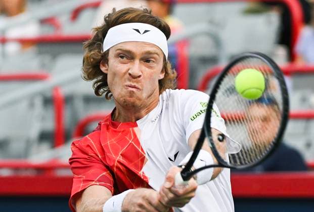 August 11, 2024, Montreal, Pq, Canada: Andrey Rublev, of Russia, plays a shot to Matteo Arnaldi, of Italy, during their semifinal match at the National Bank Open tennis tournament in Montreal, Sunday, Aug. 11, 2024. Andrey Rublev, Matteo Arnaldi, - ZUMAc35_ 20240811_zaf_c35_094 Copyright: xGrahamxHughesx