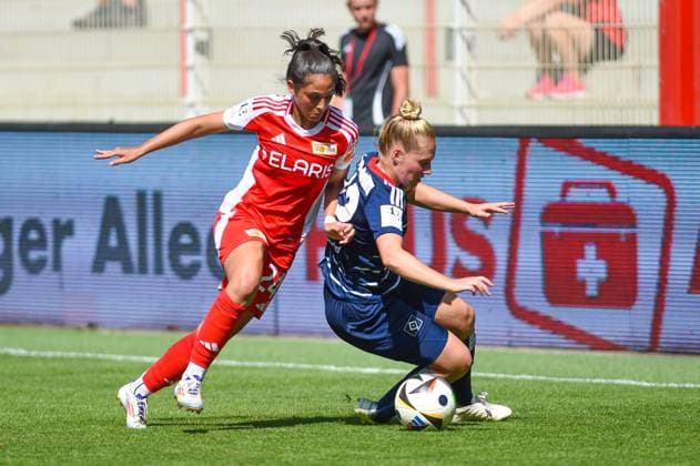 Soccer, Women, Season 2024 2025, 2 Women Bundesliga 1 Matchday , 1 FC Union Berlin Hamburger SV, v l Fatma Sakar 1 Women, 1 FC Union , Sarah Vanessa Stöckmann 1 Women, HSV , 24 08 2024, Copyright: xStefaniexFiebrig MatthiasxKochx