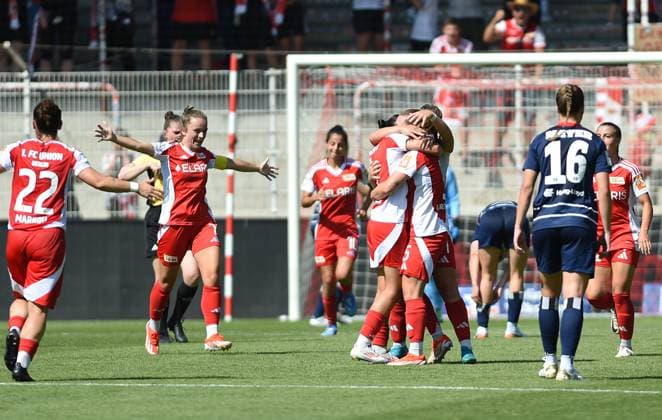 Soccer, Women, Season 2024 2025, 2 Women Bundesliga 1 Matchday , 1 FC Union Berlin Hamburger SV, f l Eleni Markou, Lisa Heiseler, Athanasia Moraitou, Katja Orschmann all 1 Women, 1 FC Union , cheering after goal to 2 1, right Christin Martina Ingrid Meyer 1 Women, HSV , 24 08 2024, Copyright: xStefaniexFiebrig MatthiasxKochx