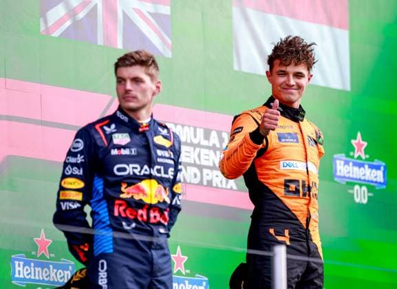 VERSTAPPEN Max (ned), Red Bull Racing RB20, portrait NORRIS Lando (gbr), McLaren F1 Team MCL38, portrait podium during the Formula 1 Heineken Dutch Grand Prix 2024, 15th round of the 2024 Formula One World Championship, WM, Weltmeisterschaft from August 23 to 25, 2024 on the Circuit Zandvoort, in Zandvoort, Netherlands - F1 - DUTCH GRAND PRIX 2024 DPPI Panoramic 240825_R15_OLANDA_DP_F12024GP15NED_JK512136