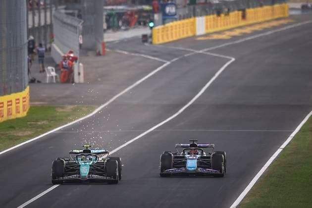 14 ALONSO Fernando (spa), Aston Martin F1 Team AMR24, 31 OCON Esteban (fra), Alpine F1 Team A524, action during the Formula 1 Pirelli Gran Premio d’Italia 2024, Italian Grand Prix 2024, 16th round of the 2024 Formula One World Championship, WM, Weltmeisterschaft from August 30 to September 1, 2024 on the Autodromo Nazionale Monza, in Monza, Italy - F1 - ITALIAN GRAND PRIX 2024 DPPI Panoramic 240901_R16_ITALIA_DP_EA023088