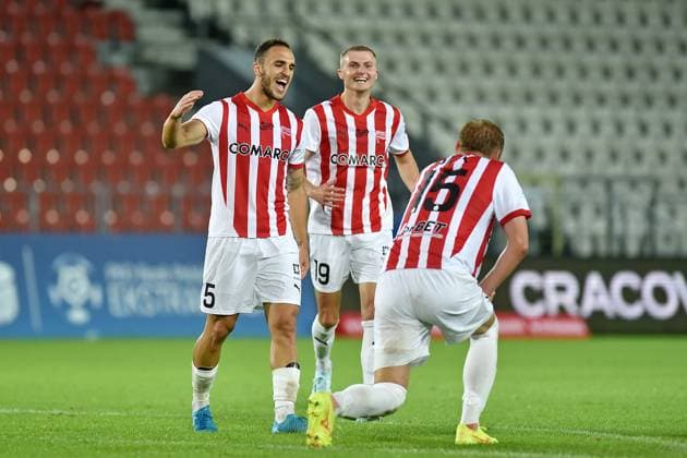 2024.09.14 Krakow Pilka nozna, PKO BP Ekstraklasa, sezon 2024 2025 Cracovia Krakow - Pogon Szczecin N z Pilkarze Cracovii, radosc po meczu, Virgil Ghita, David Kristjan Olafsson, Kamil Glik Foto Krzysztof Porebski PressFocus 2024.09.14 Krakow Football, Polish top league - first level, 2024 25 season Cracovia Krakow - Pogon Szczecin Pilkarze Cracovii, radosc po meczu, Virgil Ghita, David Kristjan Olafsson, Kamil Glik Credit: Krzysztof Porebski PressFocus NEWSPIX.PL --- Newspix.pl POLAND OUT! 20240914PF_KP45087